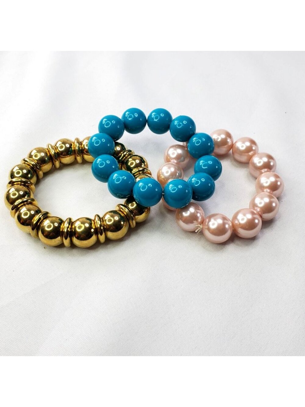 Set Of 3 Stretch Bracelets With Chunky Gold Blue & Pink Beads